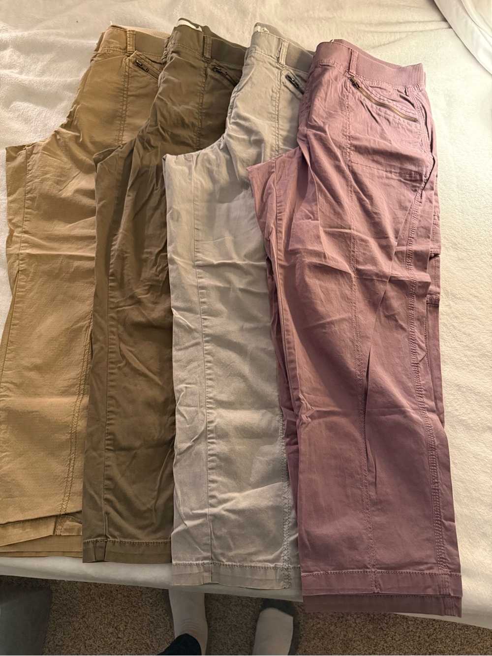 Women's Casual Straight-Leg Capris in Pink, Light Gray, Olive, and Khaki
